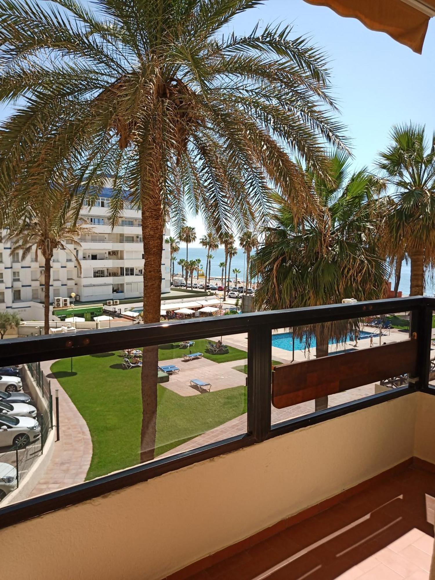 1 Paradise Of Benalmadena Costa Residencial Aloha Playa Vistas Al Mar, Front Beach Mini Duplex Dış mekan fotoğraf